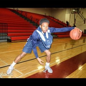 Meet your Posher, Lorenzo